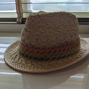 Women's woven hat